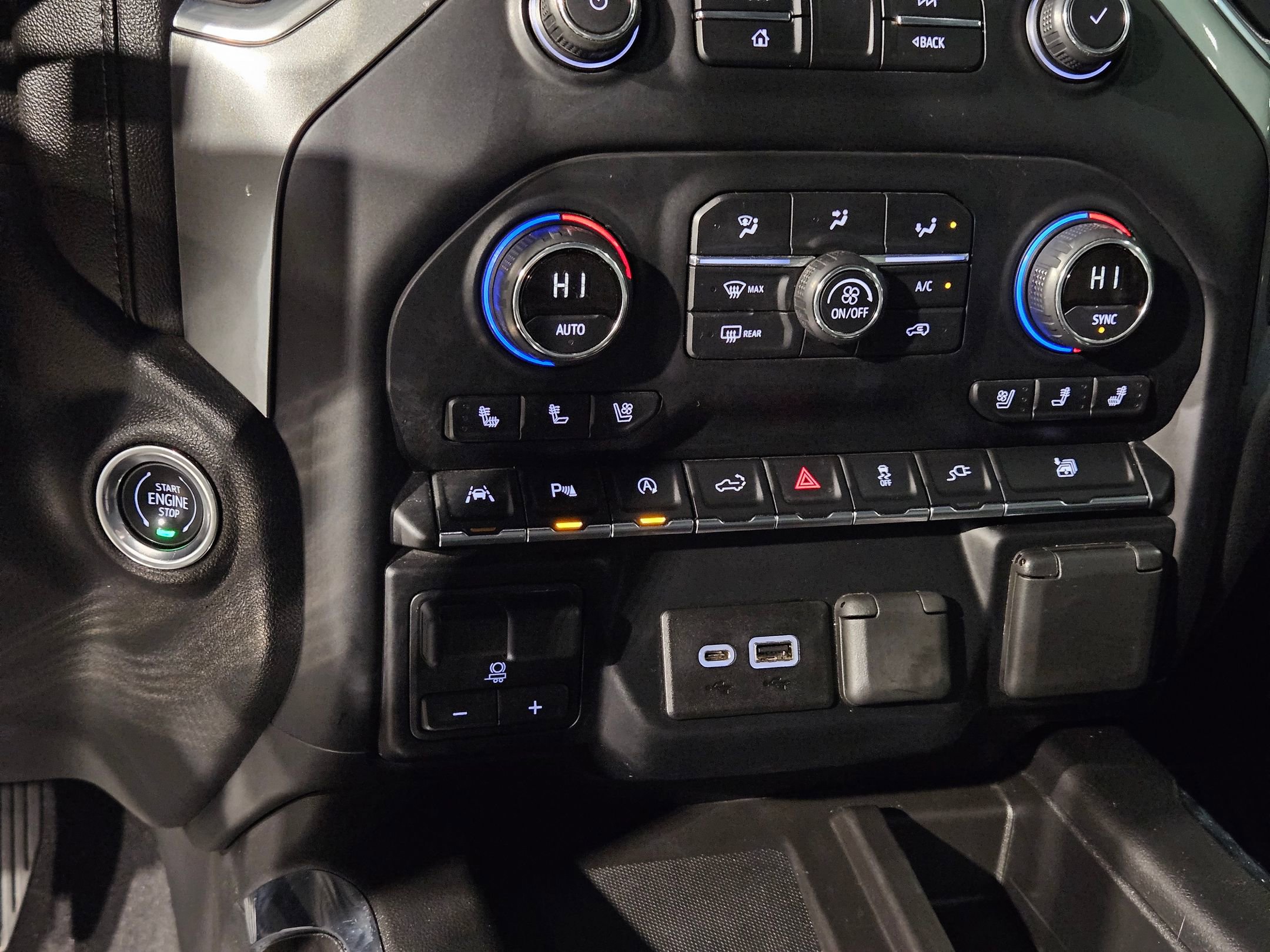 Used 2019 Chevrolet Silverado 1500 LTZ w/ LTZ Texas Edition image 32