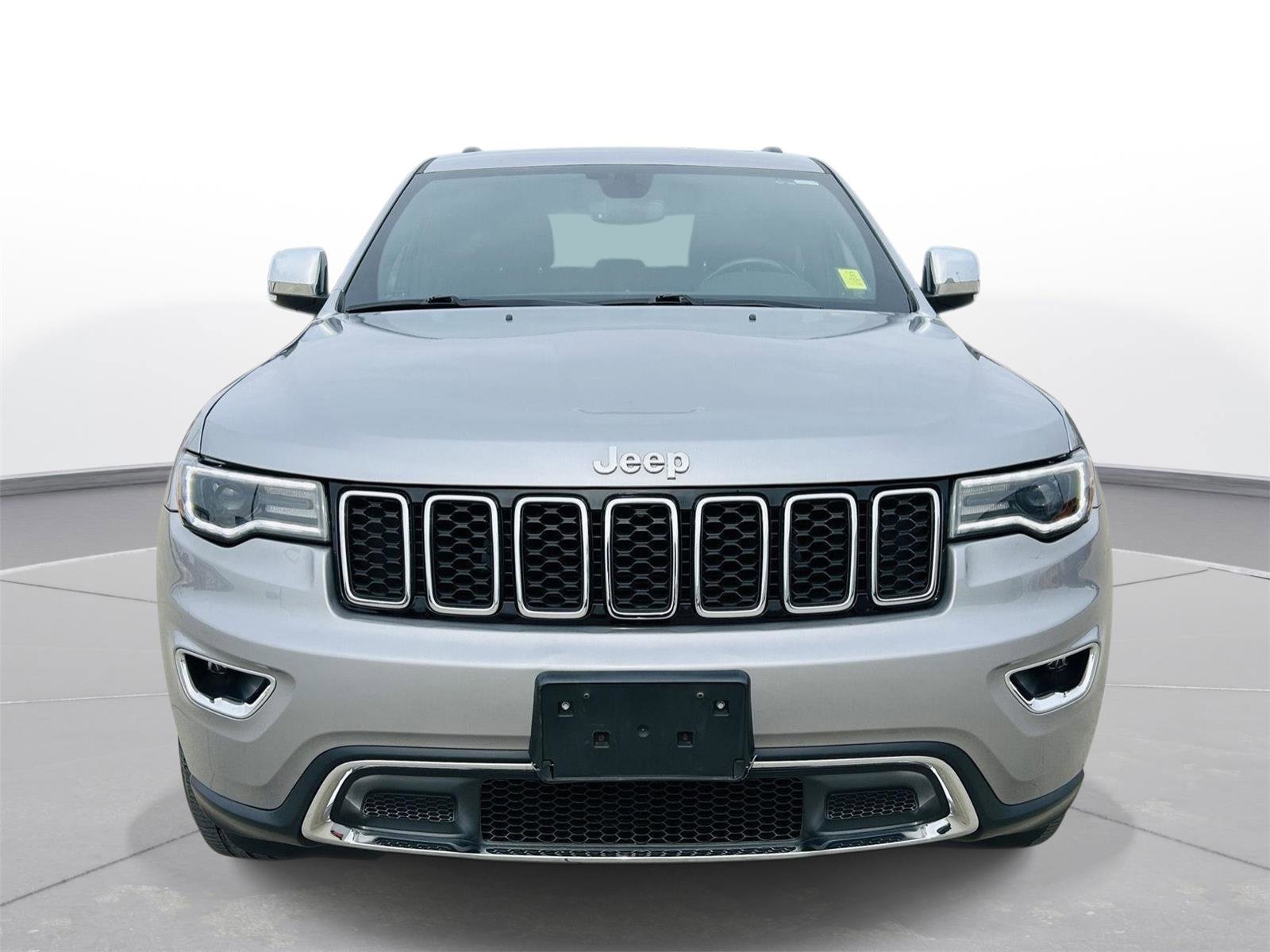 Used 2021 Jeep Grand Cherokee Limited w/ Sun & Sound Group image 32