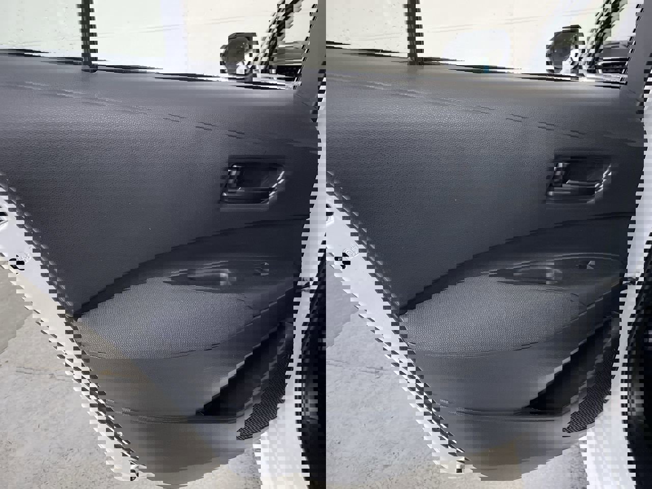 Used 2022 Toyota Corolla LE image 18