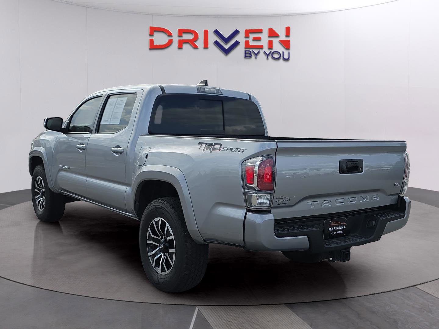 Used 2021 Toyota Tacoma TRD Sport image 3