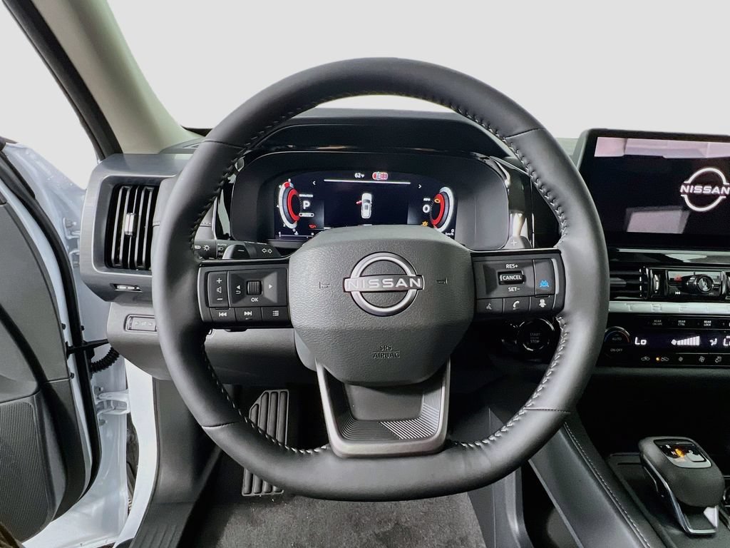 New 2026 Nissan Pathfinder SL AWD/4WD image 10