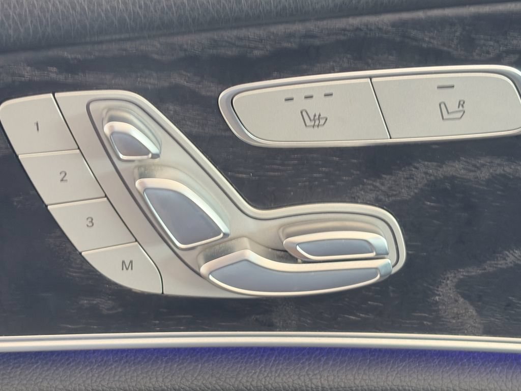 Used 2017 Mercedes-Benz E 300 4MATIC image 14