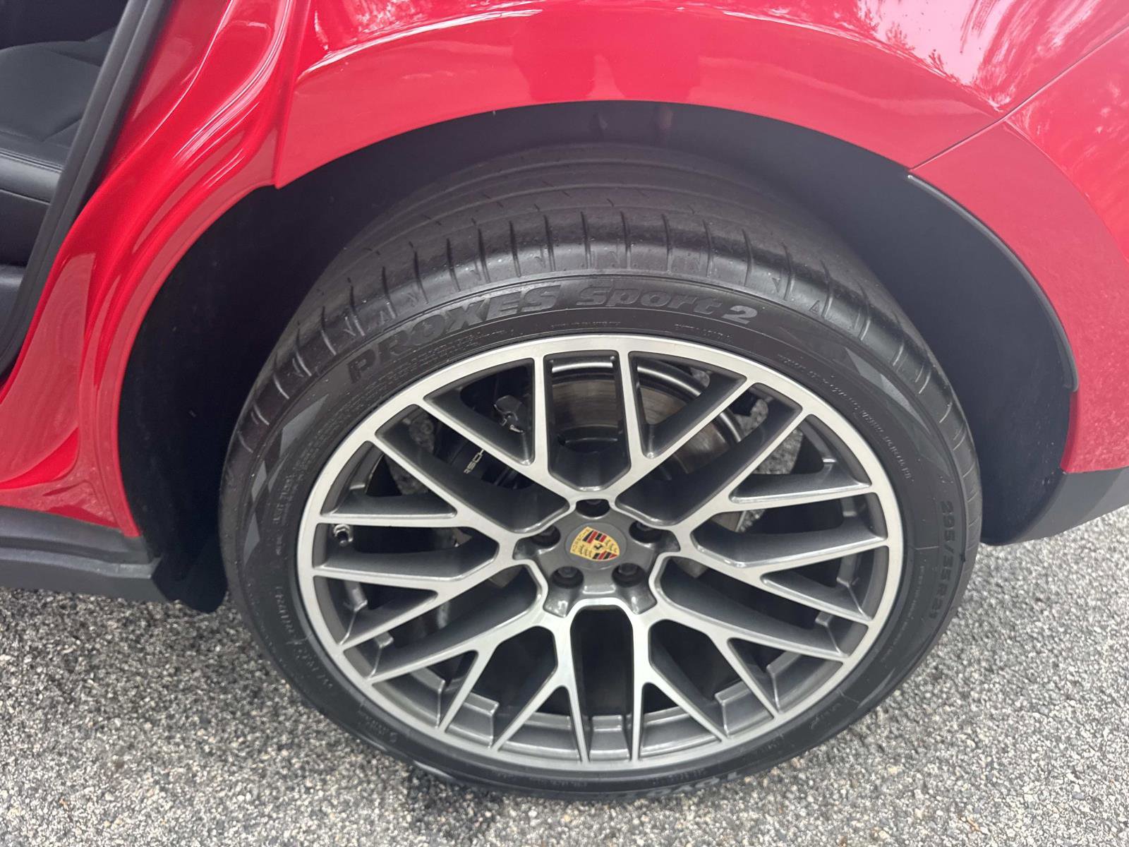 Used 2020 Porsche Macan image 11