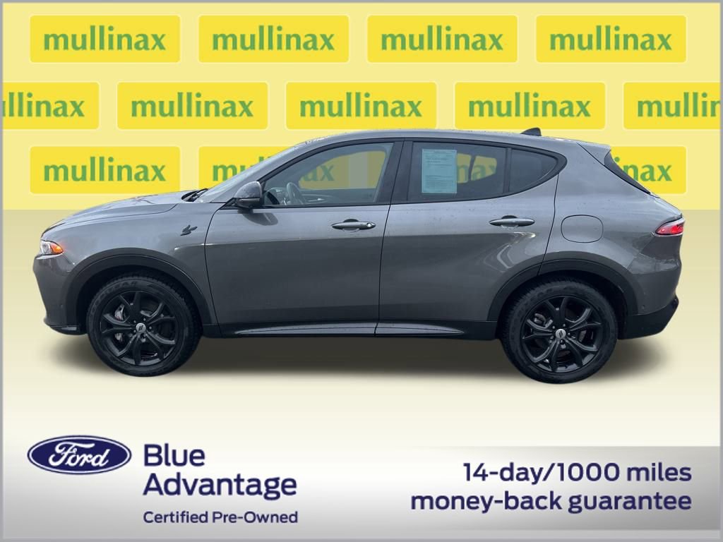 Used 2024 Dodge Hornet R/T Plus w/ Tech Pack Plus w/o Parking image 12