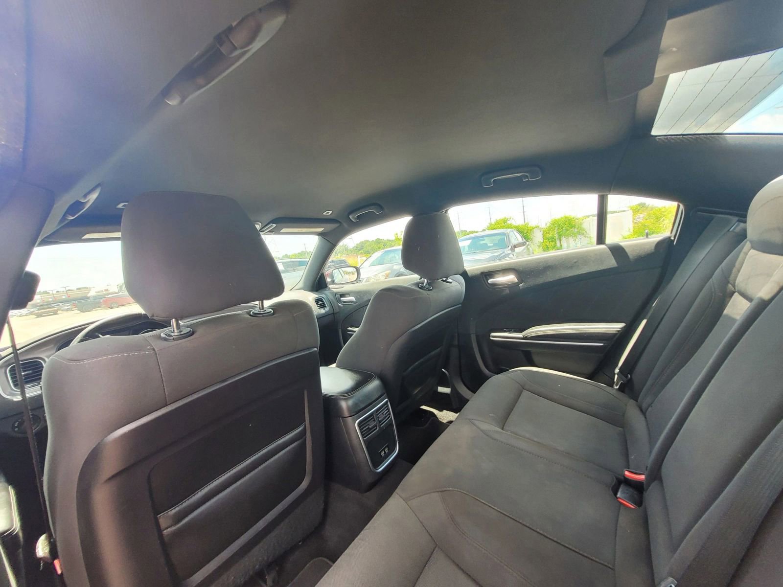 Used 2019 Dodge Charger SXT RWD image 11