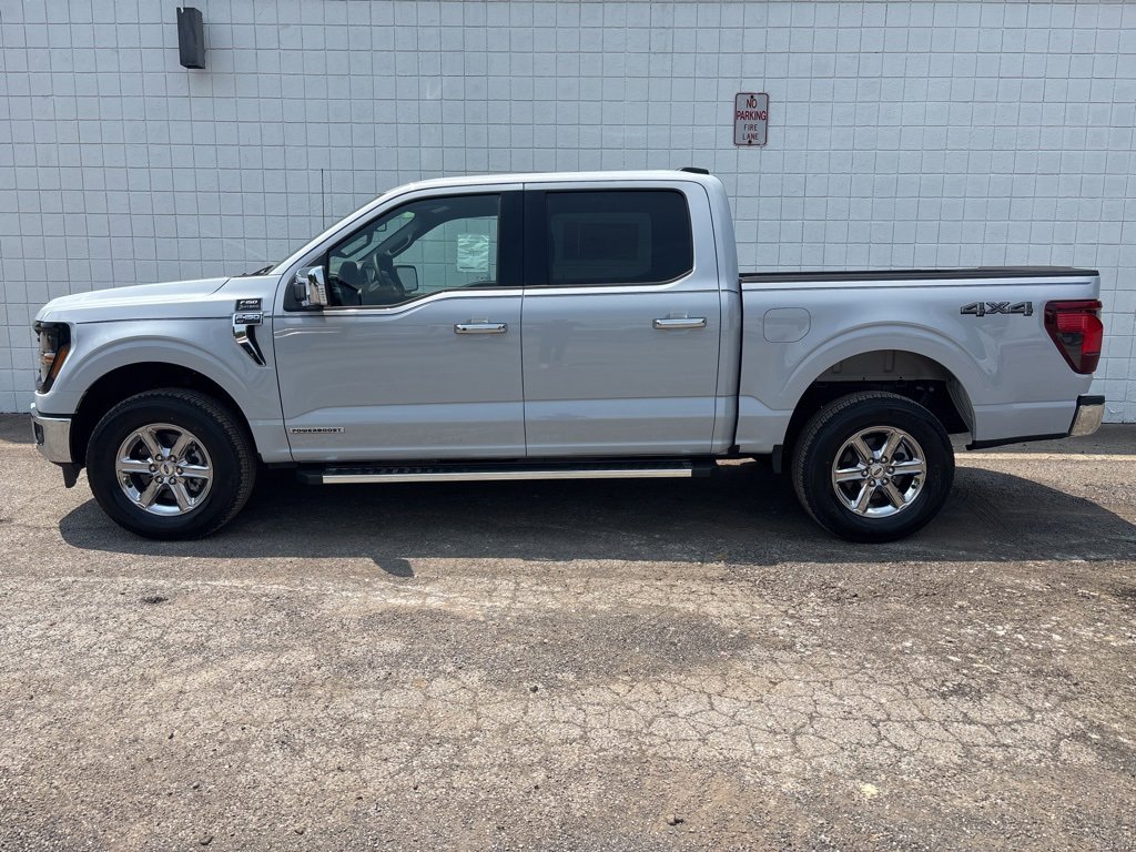 New 2025 Ford F150 XLT w/ Equipment Group 302A MID image 8