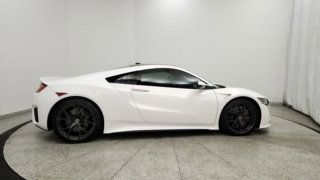 Used 2017 Acura NSX AWD/4WD image 6