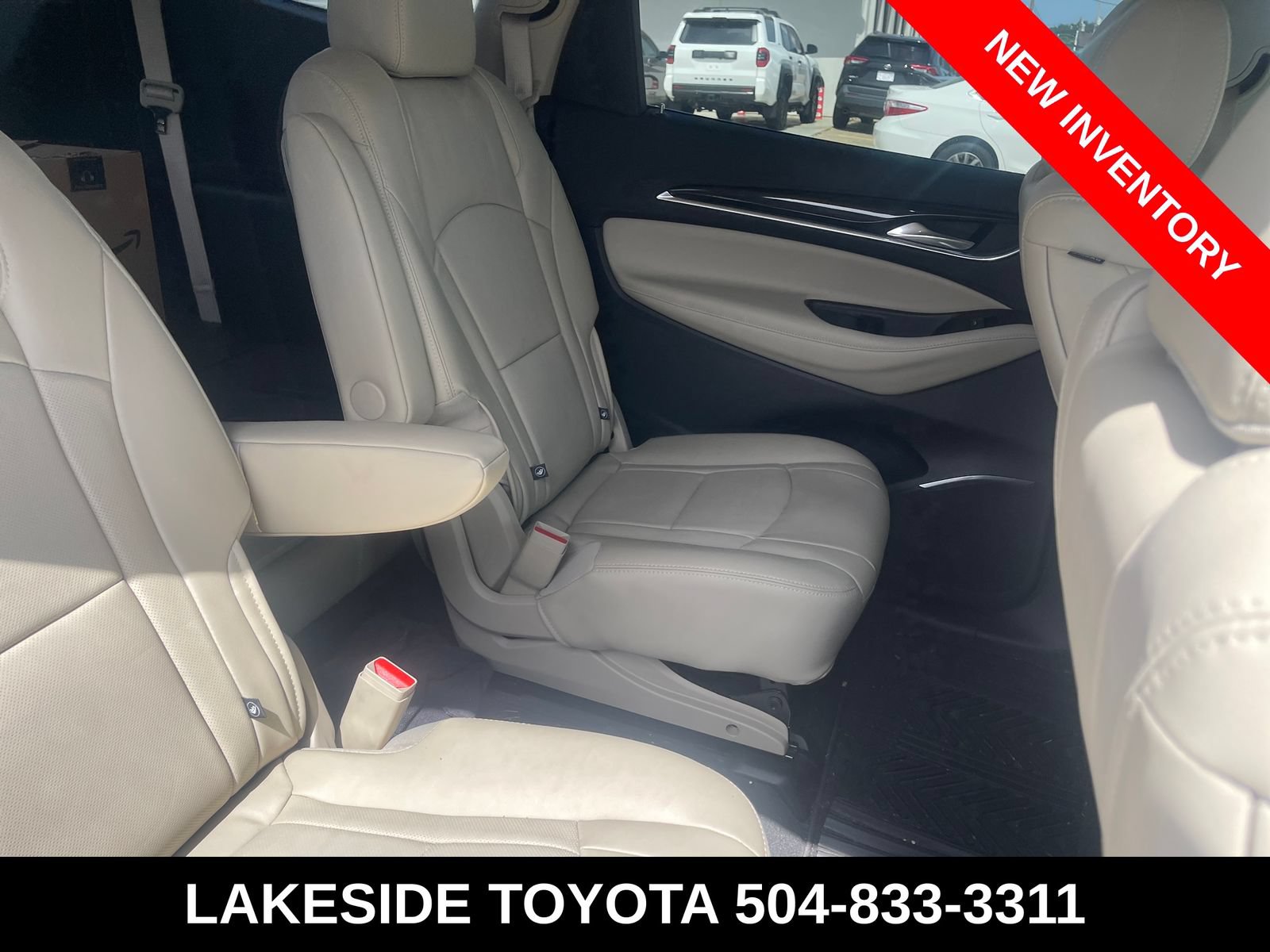 Used 2020 Buick Enclave Essence w/ Sound and Sites Package FWD image 10