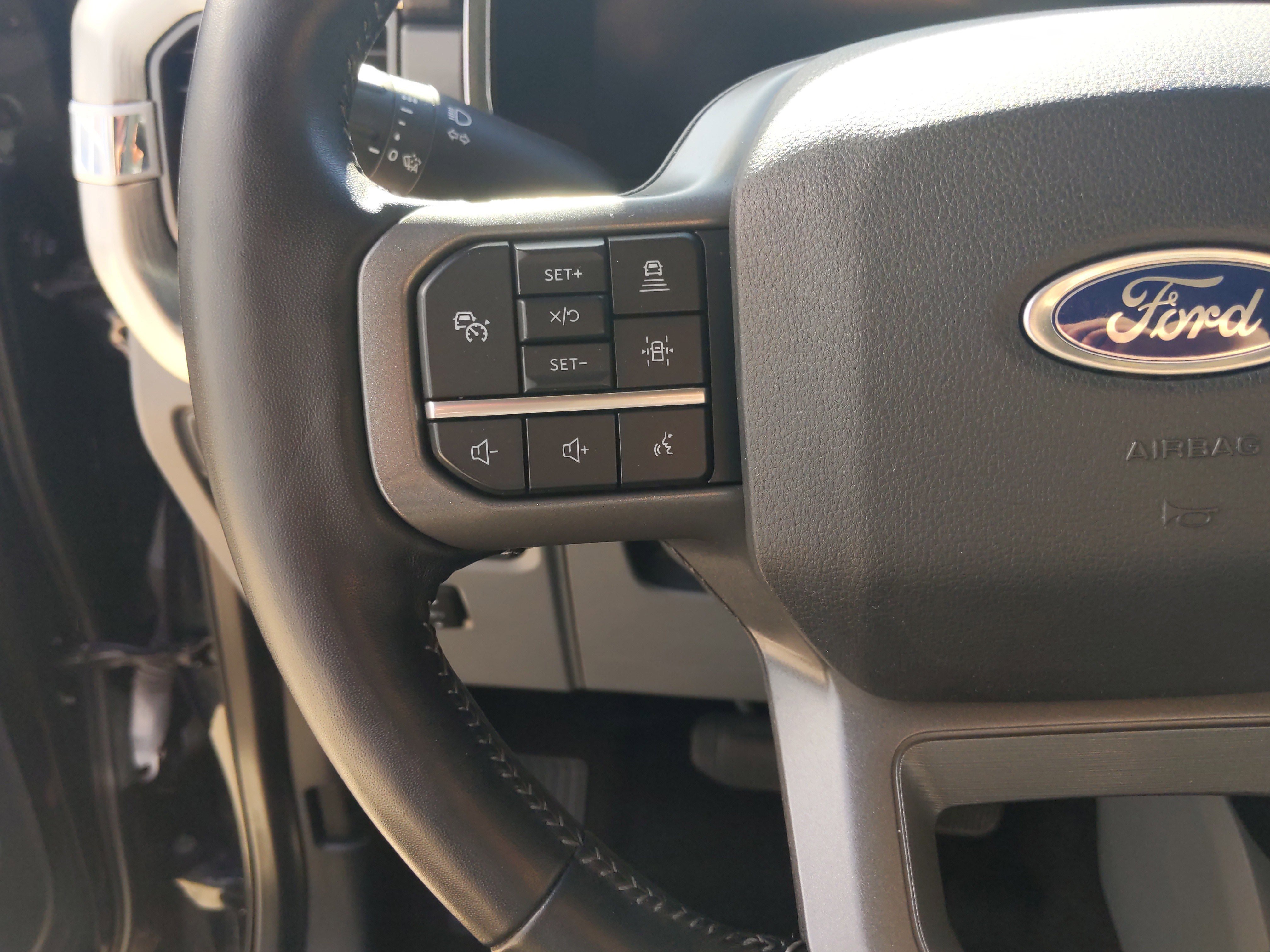 Used 2021 Ford F150 Lariat w/ Equipment Group 502A High image 16