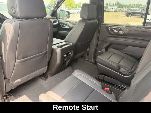 Used 2022 Chevrolet Tahoe Z71 w/ Luxury Package AWD/4WD image 9