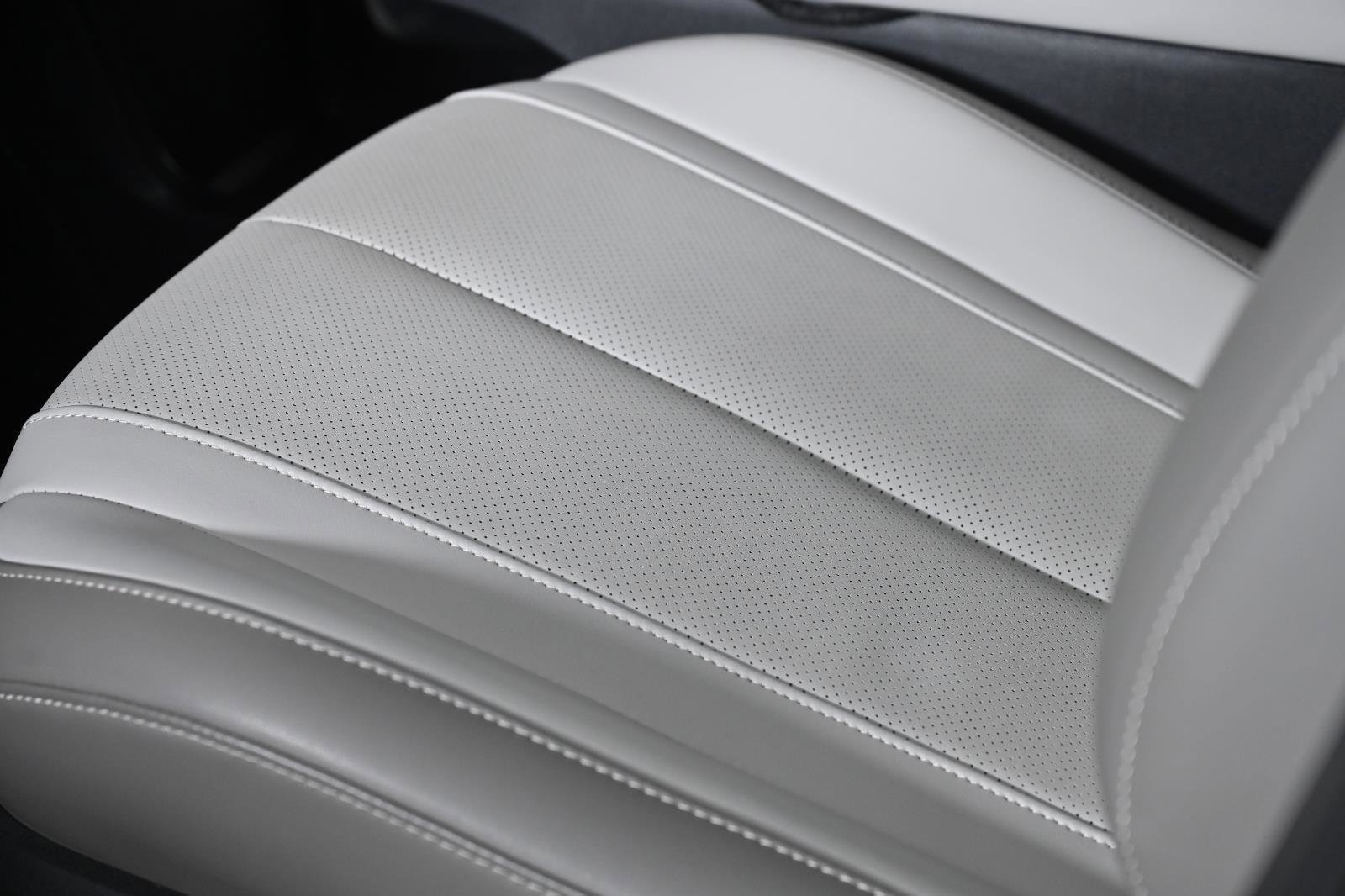 Certified 2026 INFINITI QX60 Luxe w/ Cargo Package image 22