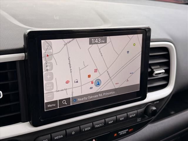 Certified 2024 Hyundai Venue Limited image 24