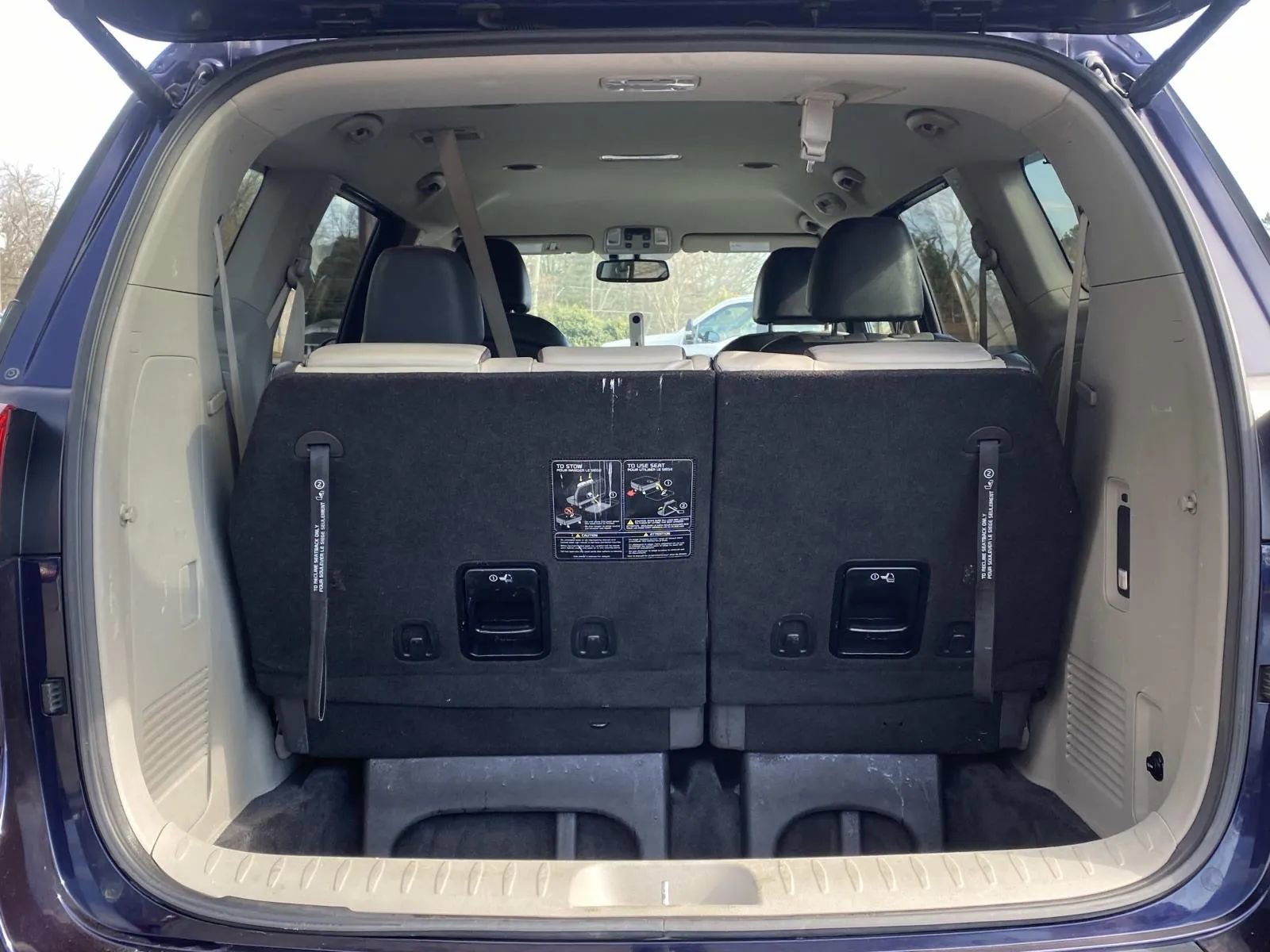 Used 2018 Kia Sedona EX image 9