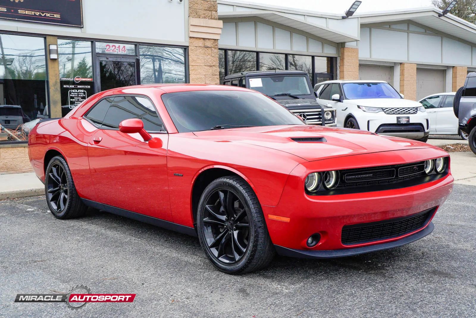 Used 2016 Dodge Challenger R/T w/ Blacktop Package image 9