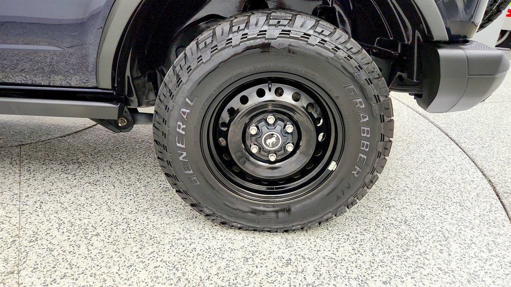 Used 2021 Ford Bronco Black Diamond AWD/4WD image 9
