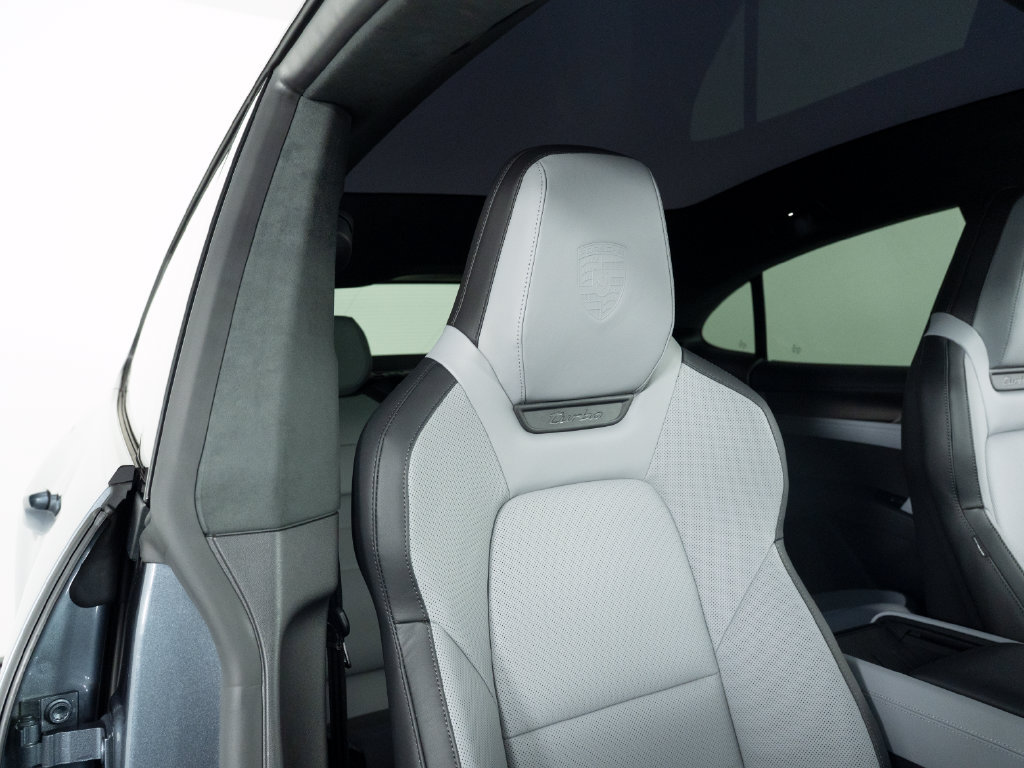 New 2026 Porsche Cayenne Turbo AWD/4WD image 46