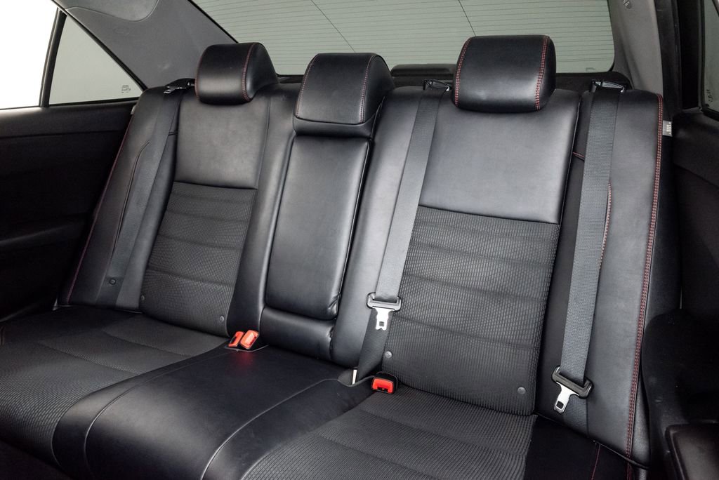 Used 2016 Toyota Camry SE image 19