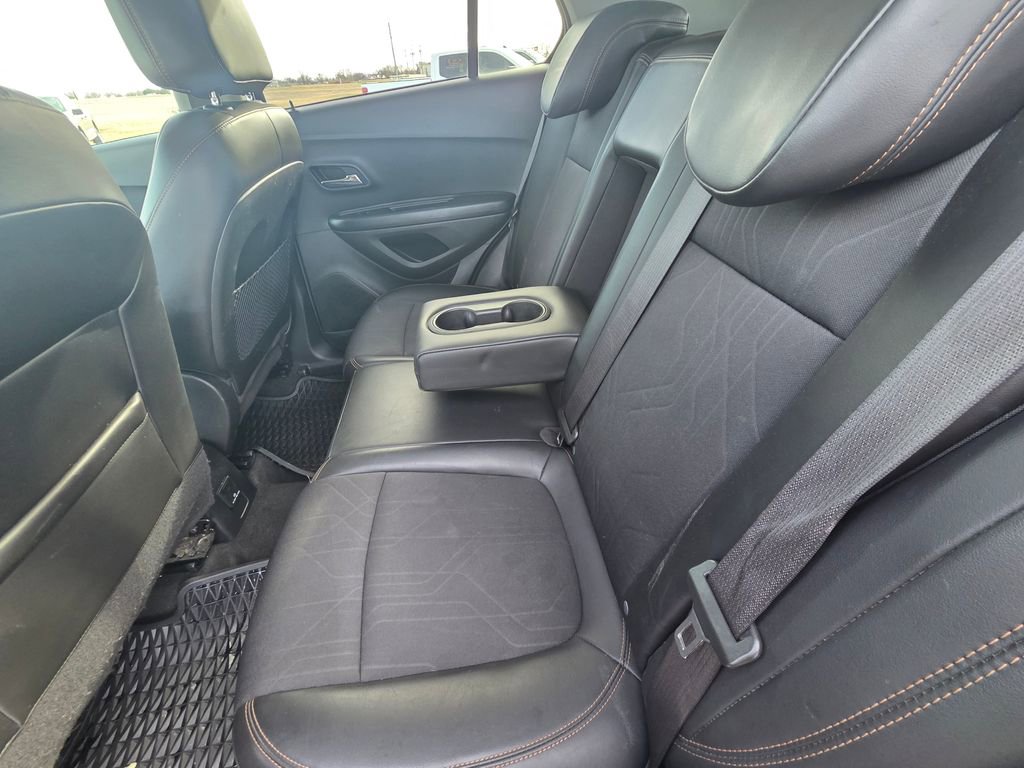 Used 2021 Chevrolet Trax LT image 25