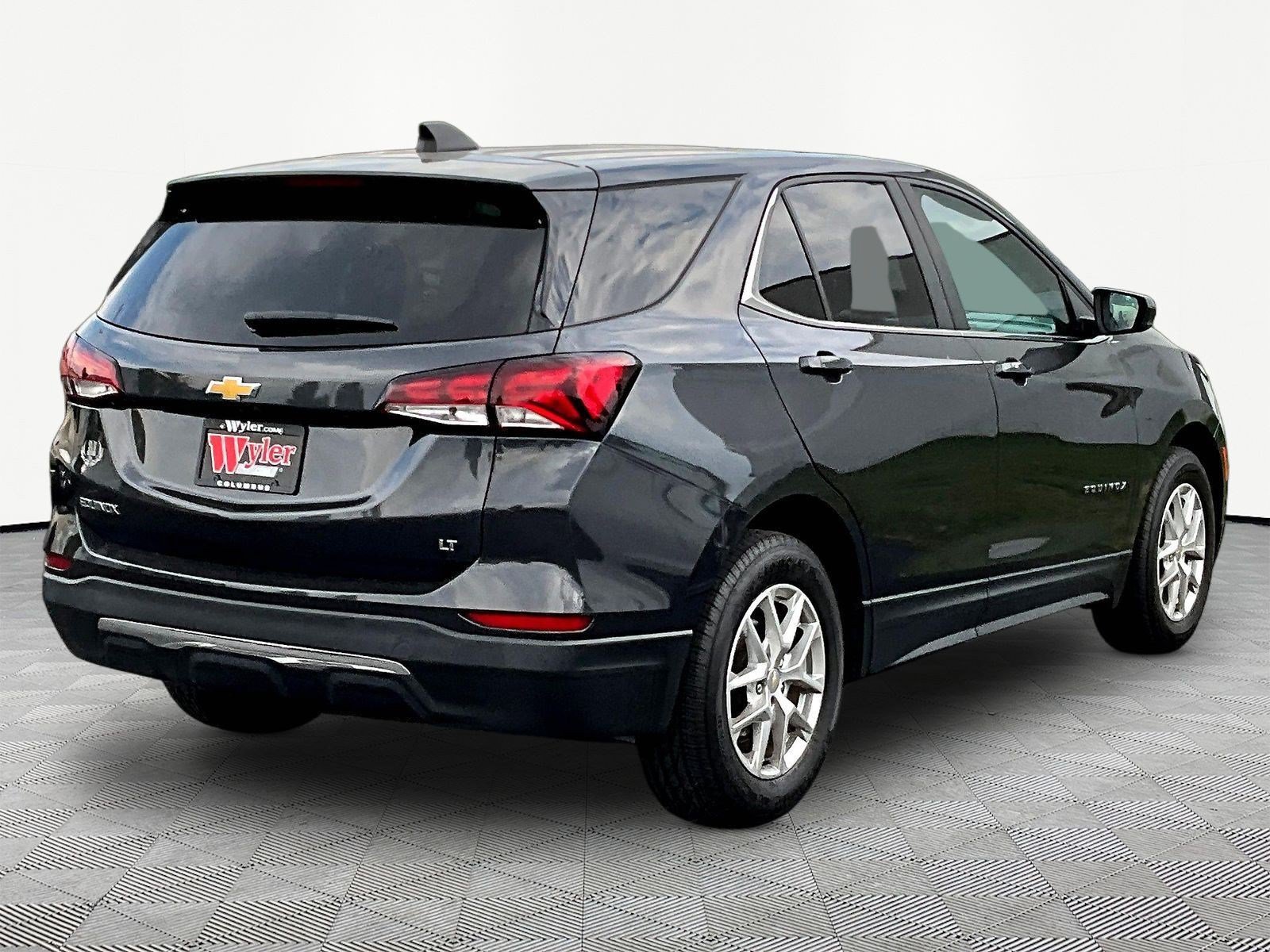 Used 2022 Chevrolet Equinox LT FWD image 6