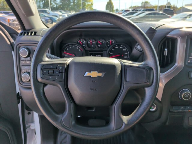 Used 2025 Chevrolet Silverado 1500 W/T w/ WT Value Package AWD/4WD image 12