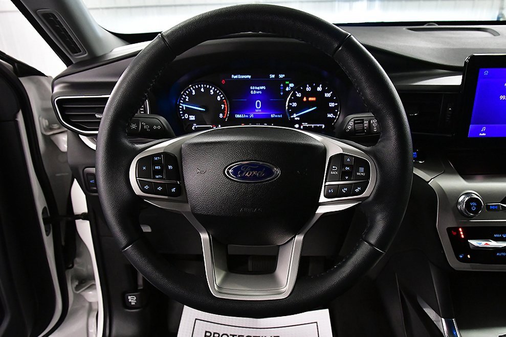 Used 2023 Ford Explorer XLT w/ Equipment Group 202A image 20