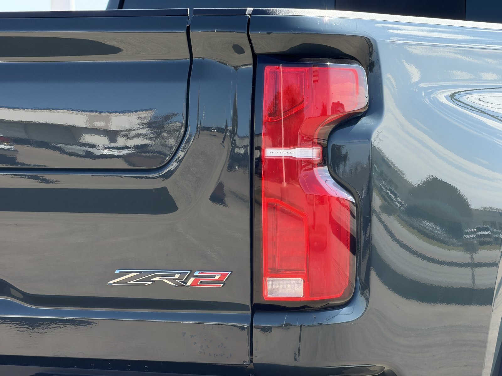 Used 2026 Chevrolet Silverado 2500 ZR2 AWD/4WD image 14