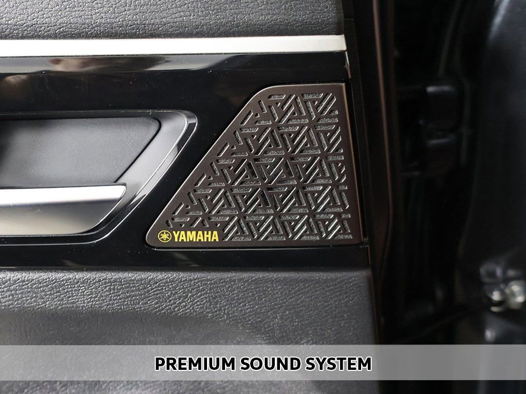 New 2025 Mitsubishi Outlander SEL image 5