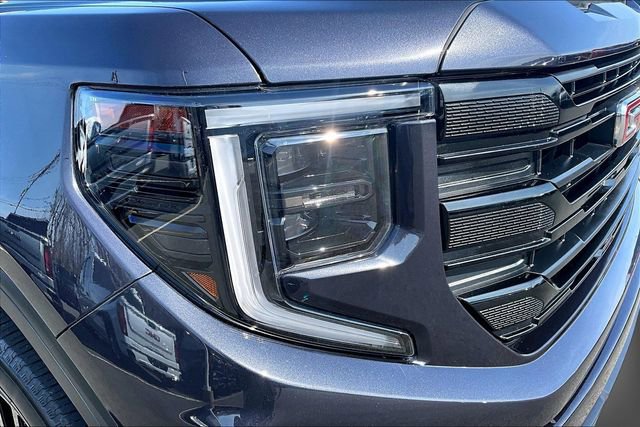 Used 2024 GMC Sierra 1500 Elevation AWD/4WD image 29
