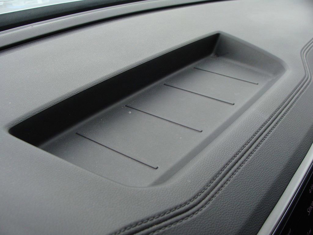 Used 2018 Volkswagen Atlas SE image 34