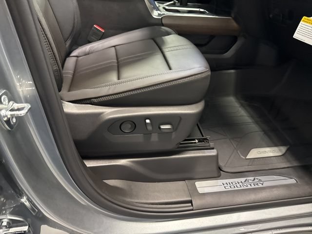 New 2026 Chevrolet Silverado 1500 High Country AWD/4WD image 28
