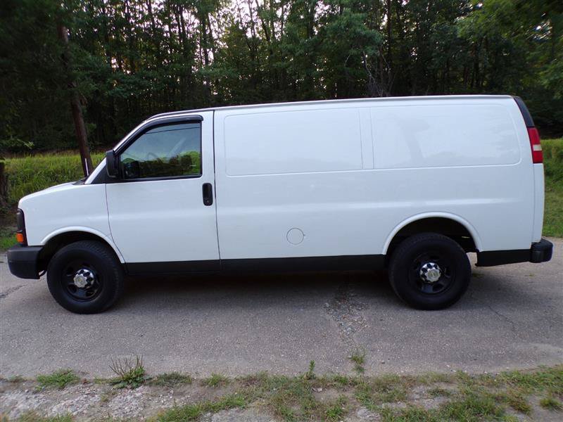 Used 2012 Chevrolet Express 2500 RWD image 12