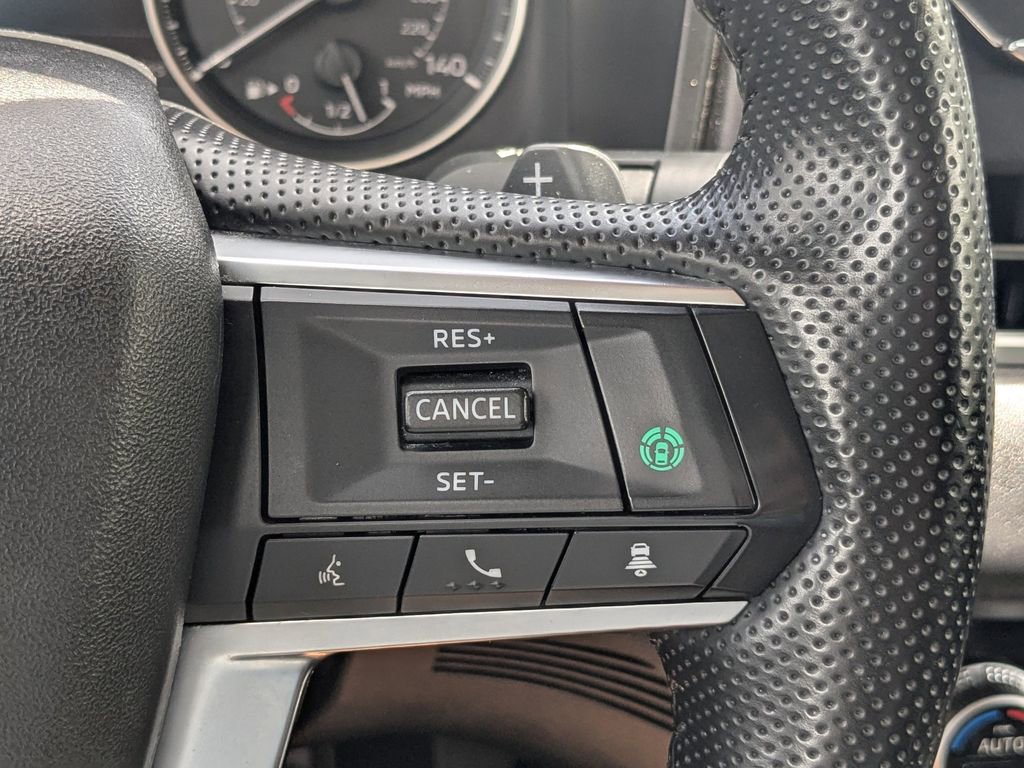 Used 2024 Mitsubishi Outlander SE Black Edition FWD image 25