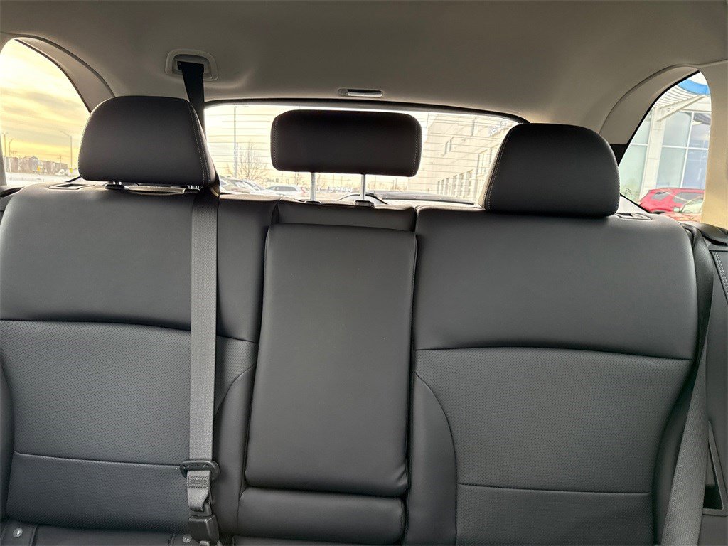 Used 2018 Subaru Outback 3.6R Limited image 23