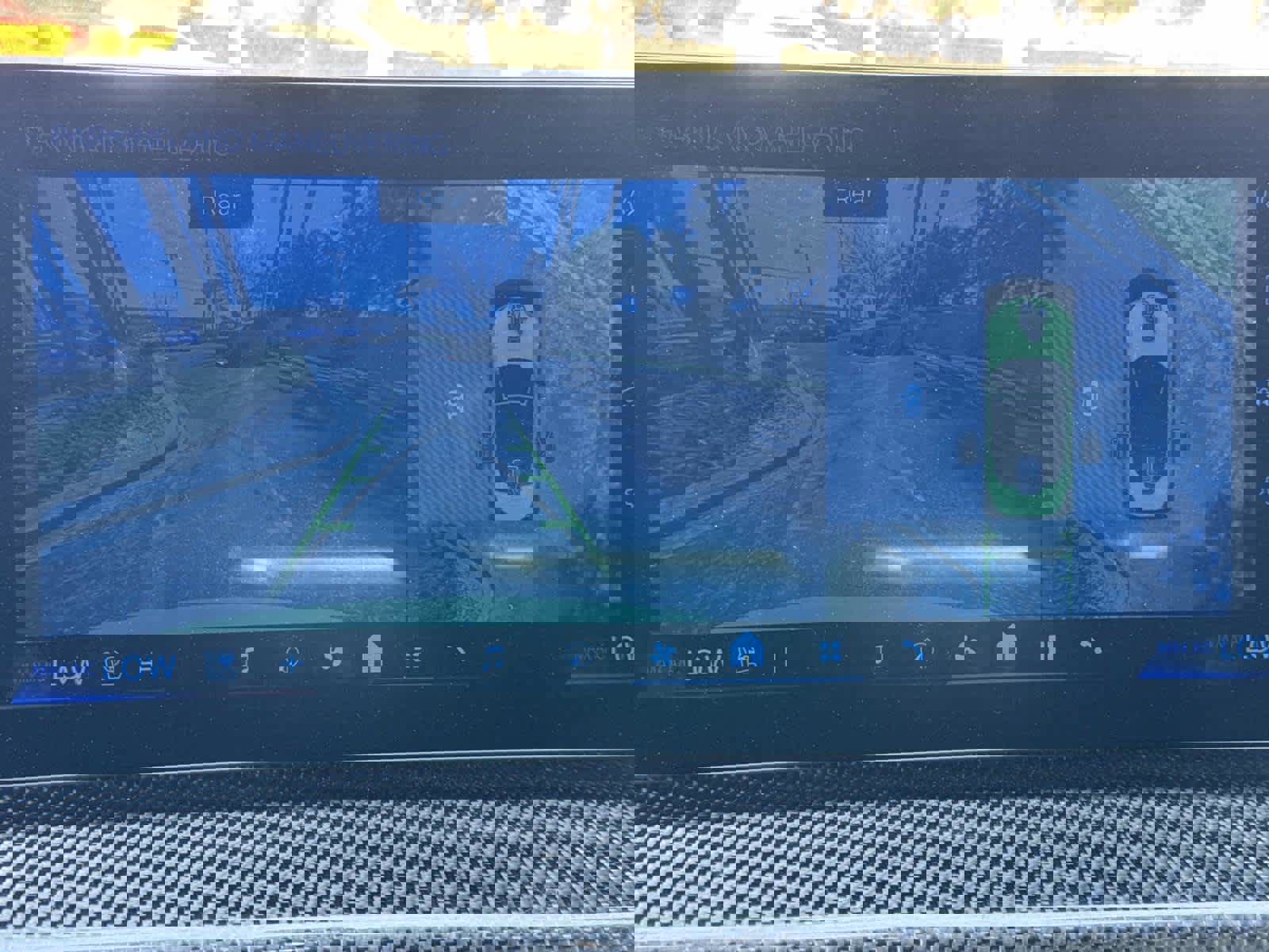 Used 2025 BMW M4 xDrive Competition w/ Carbon Package image 22