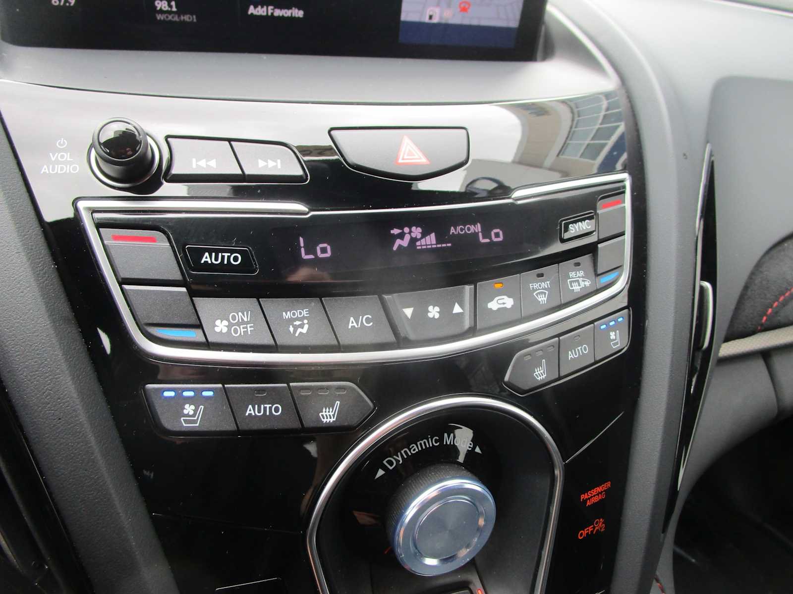 Certified 2025 Acura RDX w/ Advance Package AWD/4WD image 21