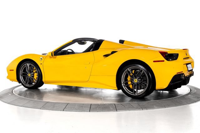Used 2019 Ferrari 488 Spider RWD image 8