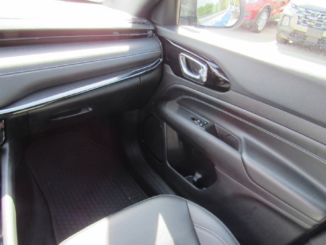 Used 2024 Jeep Compass Latitude w/ Convenience Group AWD/4WD image 19