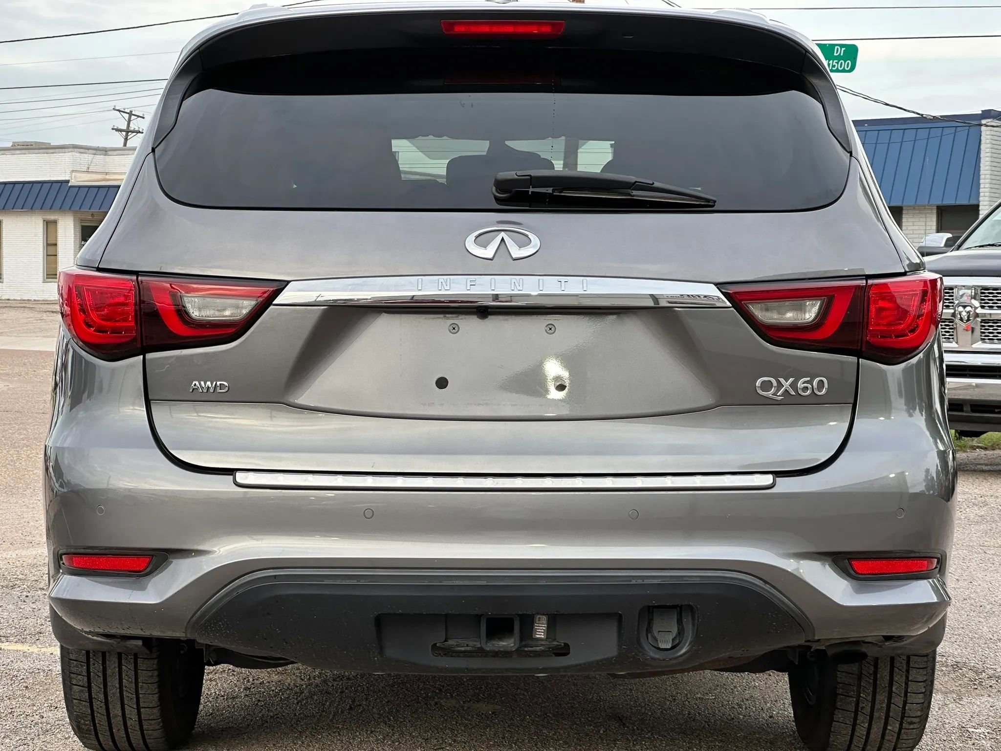Used 2019 INFINITI QX60 Luxe w/ Essential Package AWD/4WD image 6