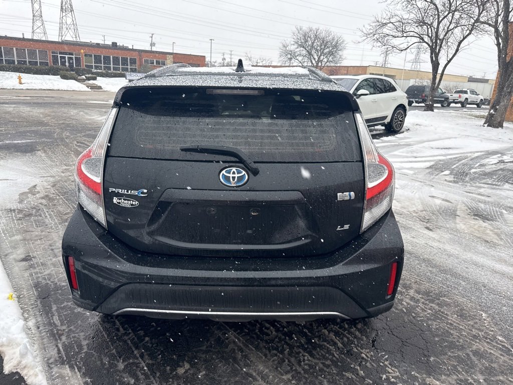 Used 2019 Toyota Prius C image 5