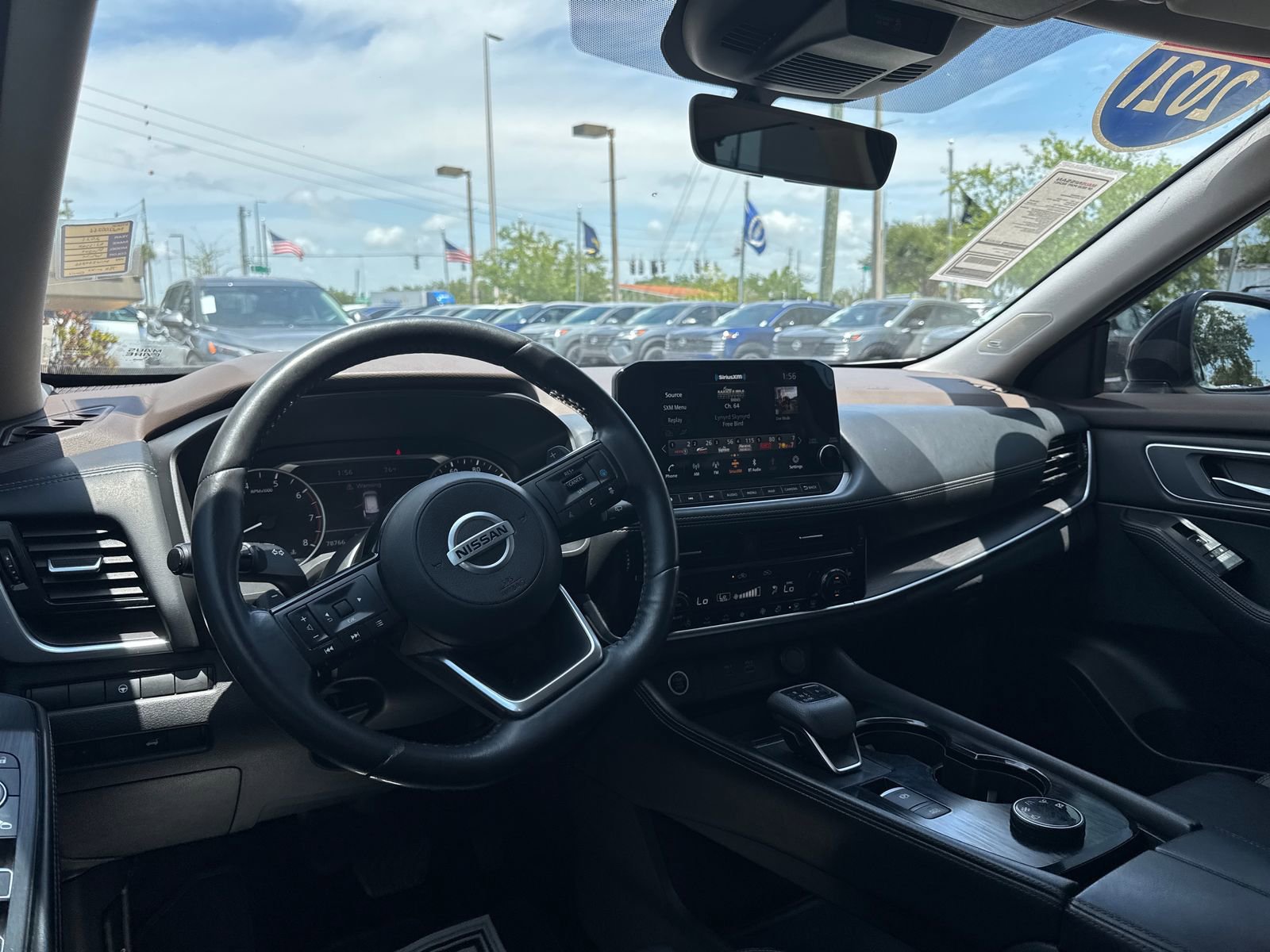 Certified 2021 Nissan Rogue SL w/ Premium Package AWD/4WD image 11