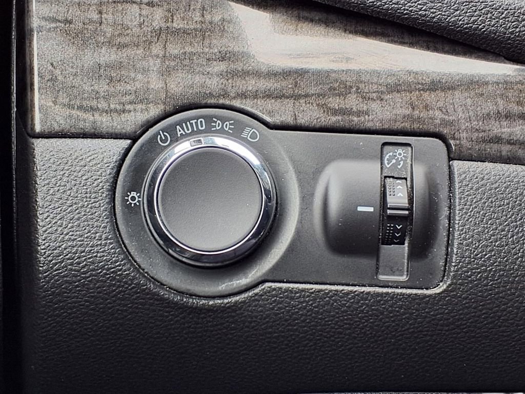 Used 2014 Buick Encore FWD image 21