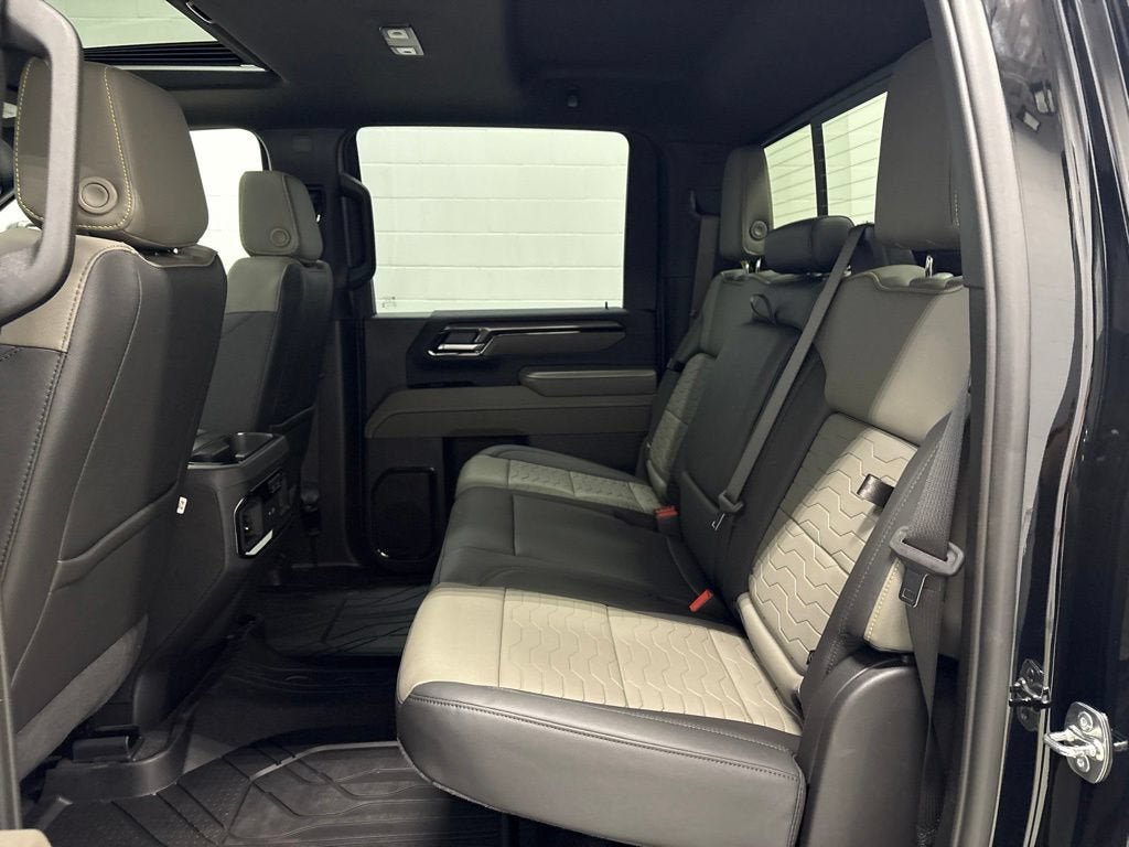 New 2026 Chevrolet Silverado 2500 ZR2 AWD/4WD image 35
