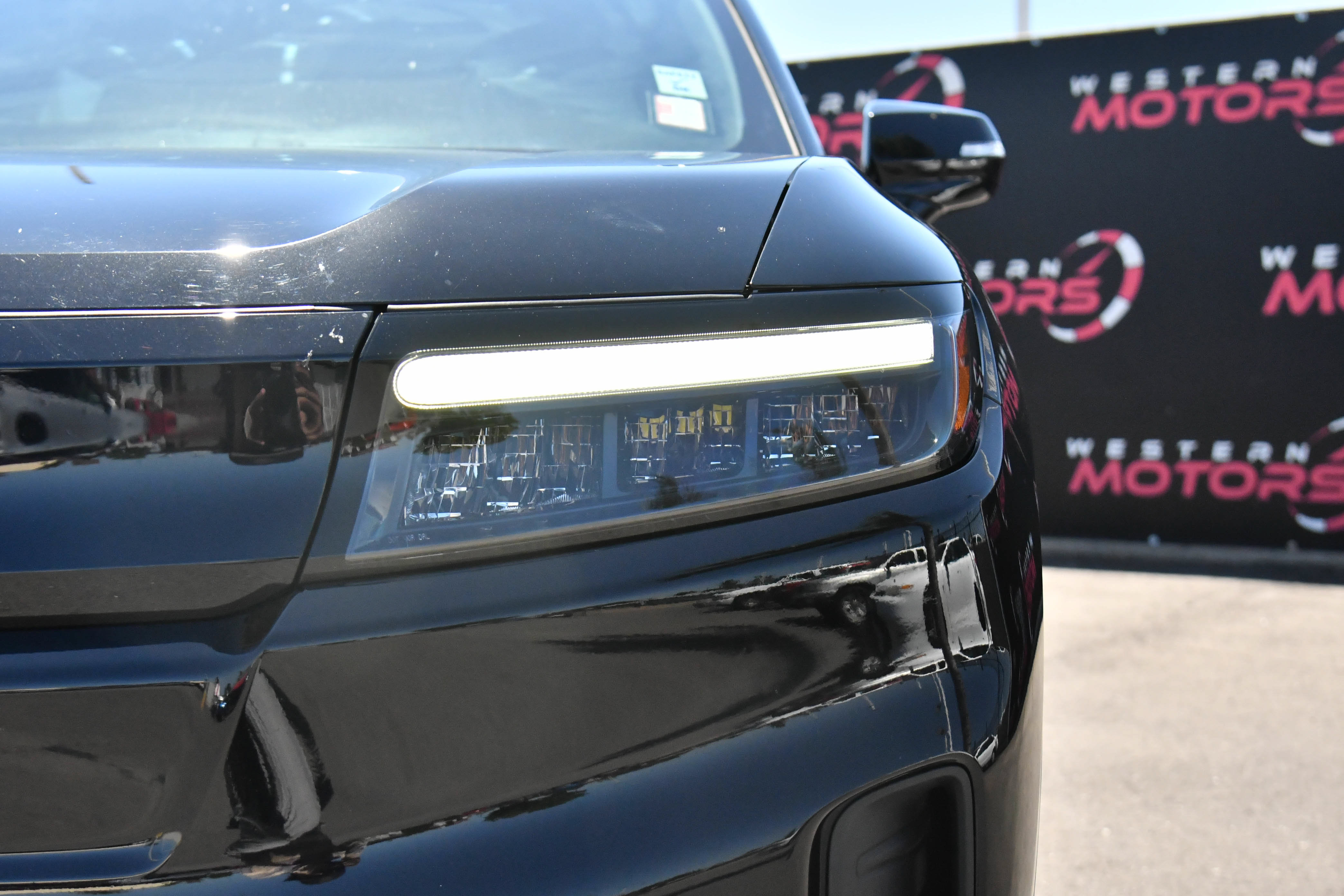 Used 2024 Honda Prologue EX image 11