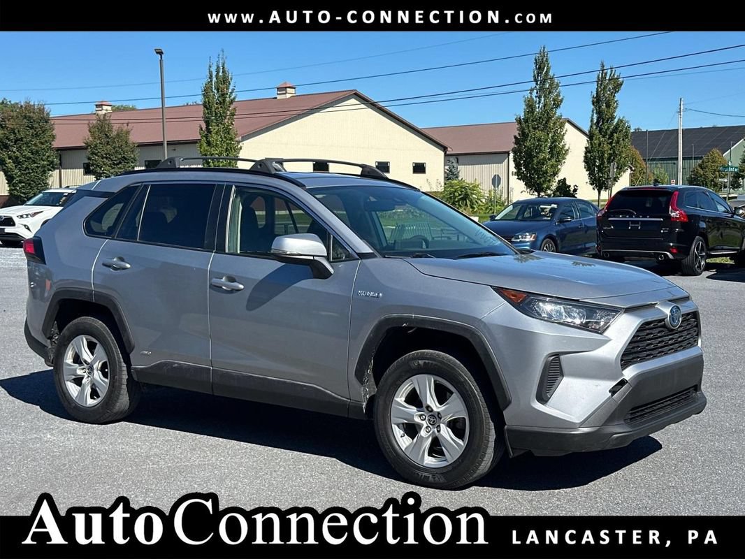 Used 2020 Toyota RAV4 LE w/ Carpet Mat Package AWD/4WD image 1