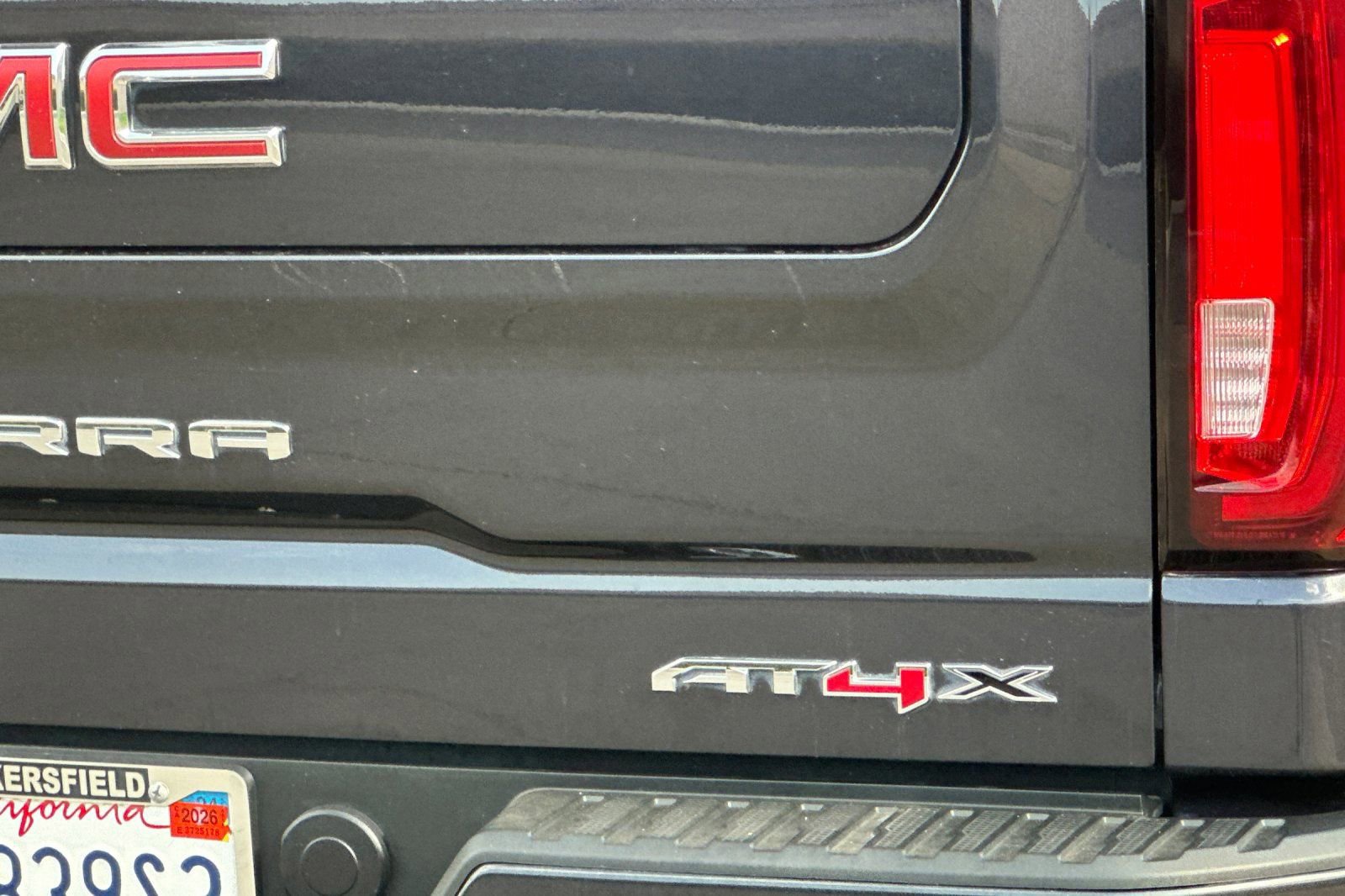 Used 2023 GMC Sierra 1500 AT4X image 28