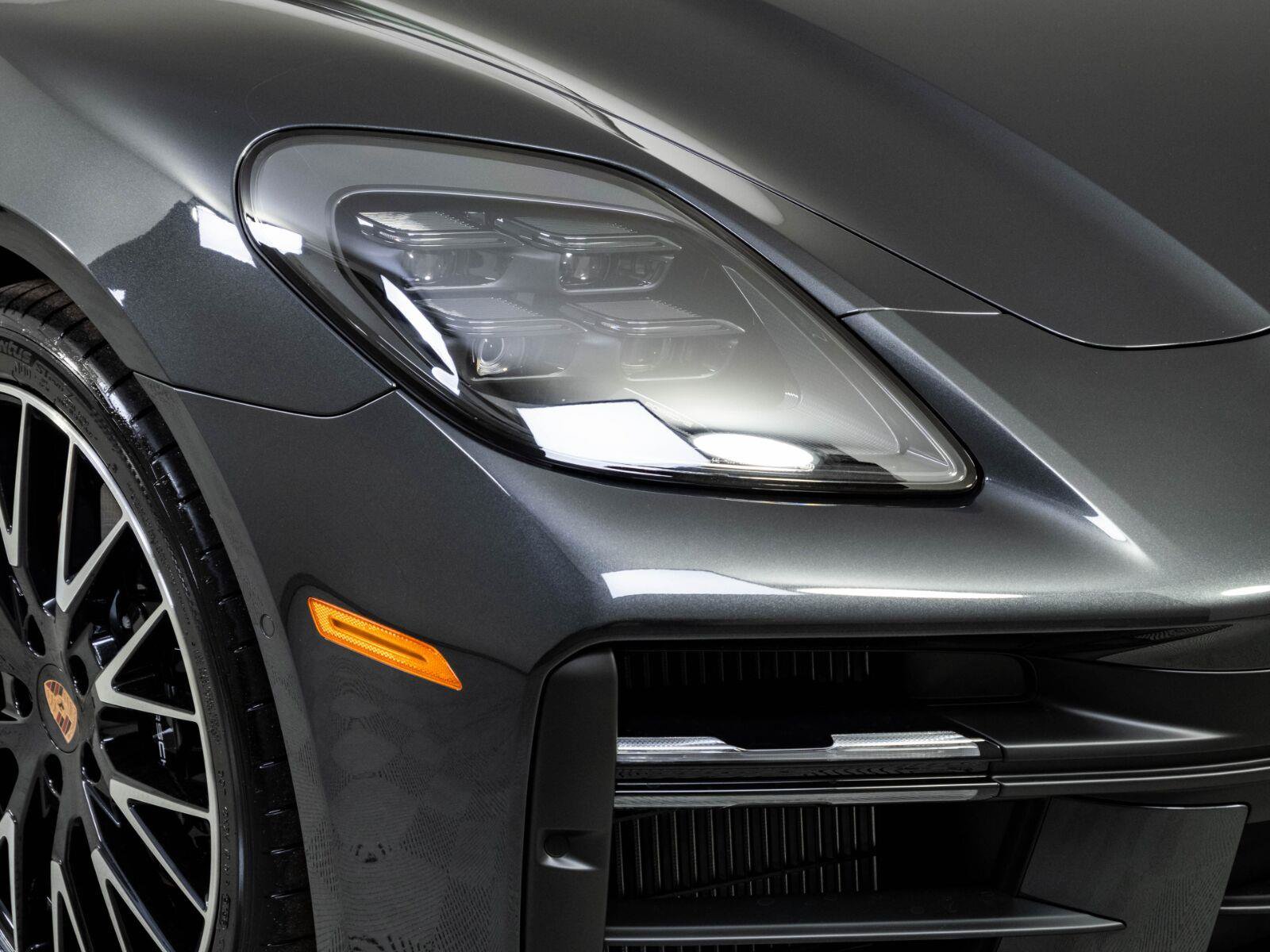 New 2026 Porsche Panamera 4 AWD/4WD image 37