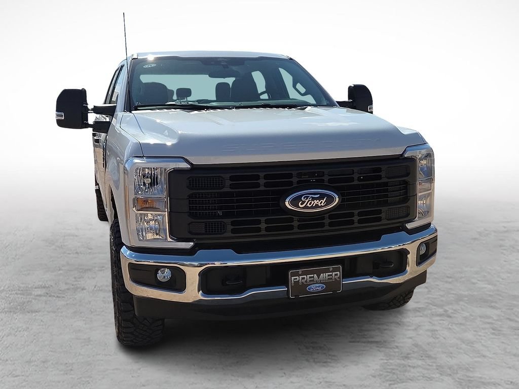 New 2026 Ford F250 XL w/ XL Off-Road Package AWD/4WD image 2