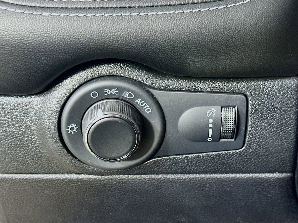 Used 2024 Dodge Durango SRT image 23