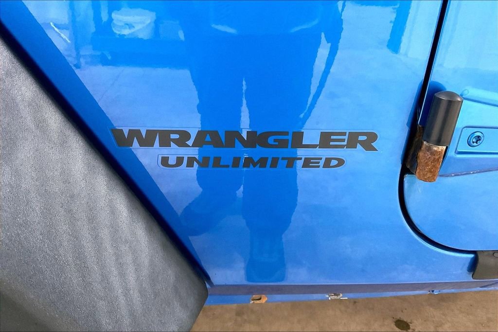 Used 2015 Jeep Wrangler Unlimited Sport w/ Power Convenience Group AWD/4WD image 8