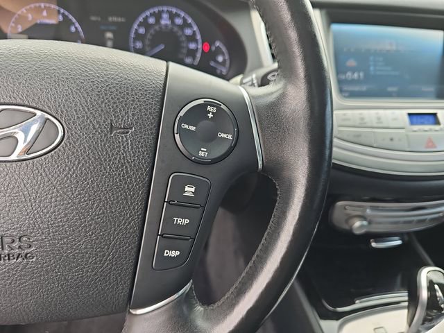 Used 2014 Hyundai Genesis 5.0 R-Spec RWD image 18